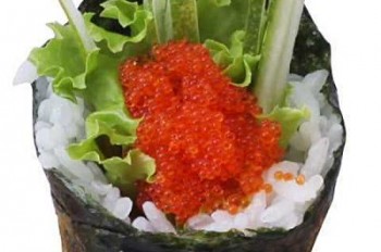 Product Image Temaki trứng cua đỏ Sushi