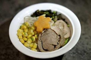 Product Image Ramen Noodle Soup with Pork
